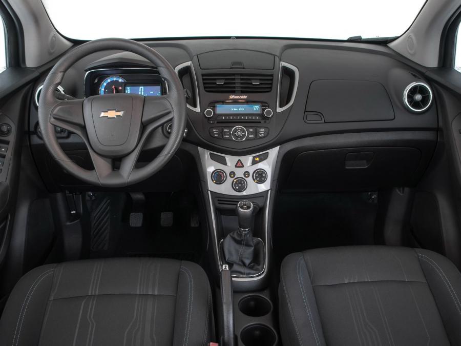 Chevrolet Tracker Freeride 2013 года  (фото 3 из 11)